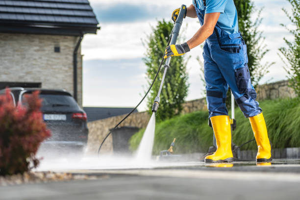 Why Choose Our Certified Pressure Washing Experts for Your Project Needs in Eagle River, WI?